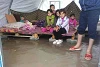 Des enfants de réfugiés yézidis; leurs familles ont reçu un chauffage et un réchaud. (csi)