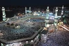 La mosquée sainte de la Mecque est visitée par des centaines de milliers de pèlerins musulmans lors du pèlerinage (hadj) de la Mecque. (wp)