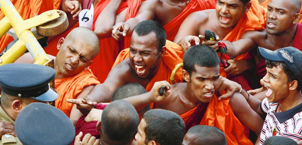Au Sri Lanka, les moines bouddhistes utilisent de temps à autre la violence pour intimider d’autres communautés religieuses. (reut)