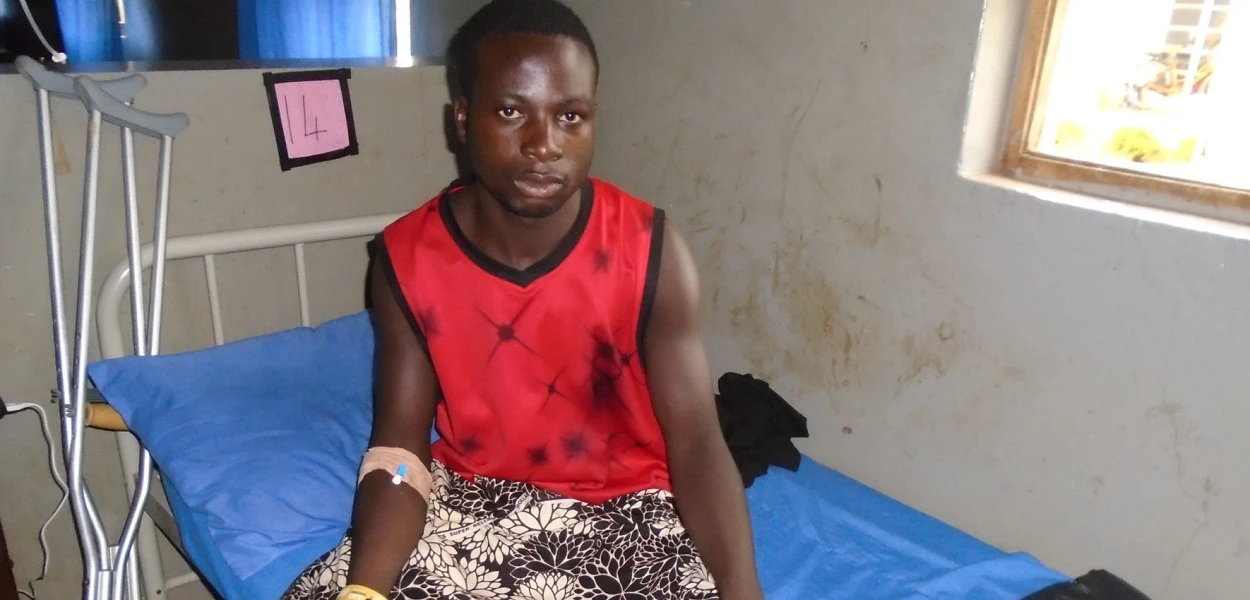Linus Akau a été blessé par balle à la jambe droite lors de l’attaque des islamistes peuls. csi