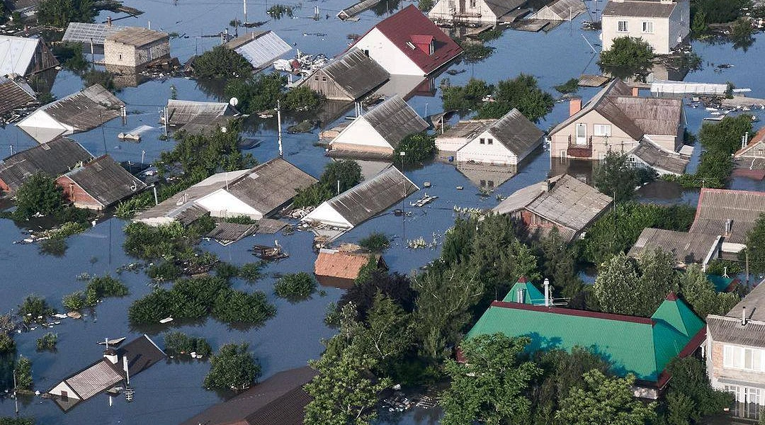 Après la rupture d’un barrage, la ville ukrainienne de Kherson est sous l’eau ! csi | caritas spes